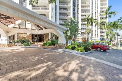 4000 Towerside #402, Miami, FL 33138 - Photo 57