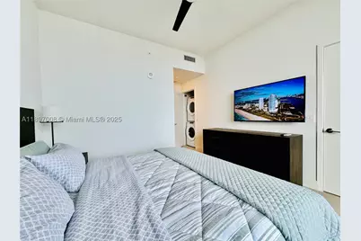 159 NE 6th #4807, Miami, FL 33132 - Photo 25