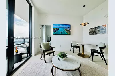 159 NE 6th #4807, Miami, FL 33132 - Photo 15