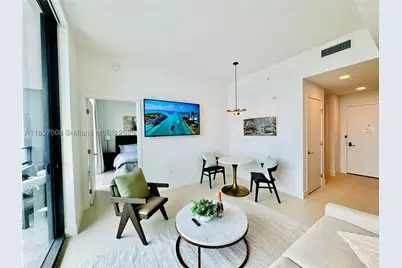 159 NE 6th #4807, Miami, FL 33132 - Photo 11