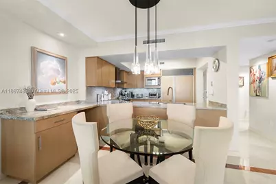 1455 Ocean #1003, Miami Beach, FL 33139 - Photo 9