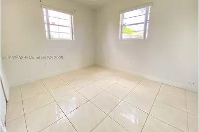 1121 NE 214th, Miami, FL 33179 - Photo 13