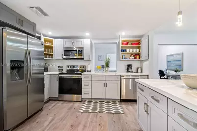 1305 Funston, Hollywood, FL 33019 - Photo 47
