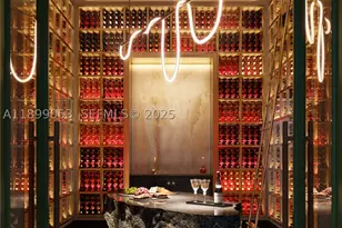 99 SE 5th, Miami, FL 33131 - Photo 13
