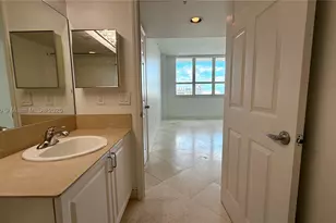 1155 Brickell Bay, Miami, FL 33131 - Photo 11