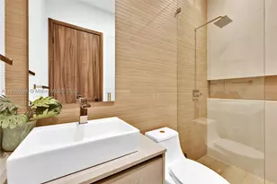 2110 NE 197th, Miami, FL 33179 - Photo 53