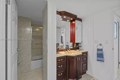 20379 W Country Club #2039, Aventura, FL 33180 - Photo 19