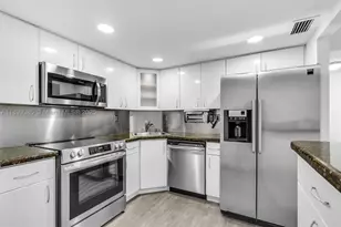 2333 Brickell, Miami, FL 33129 - Photo 11