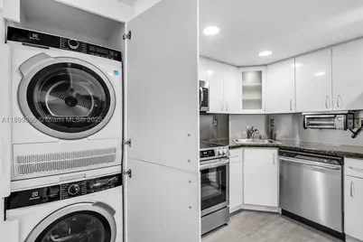 2333 Brickell #PH208, Miami, FL 33129 - Photo 13