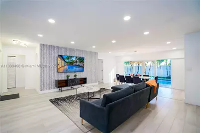 1244 Garfield, Hollywood, FL 33019 - Photo 3