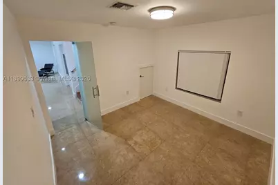 5754 NW 98th, Doral, FL 33178 - Photo 13
