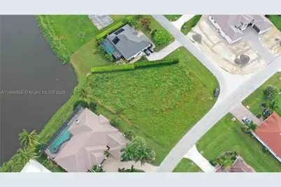 18018 Royal Hammock, Naples, FL 34114 - Photo 17
