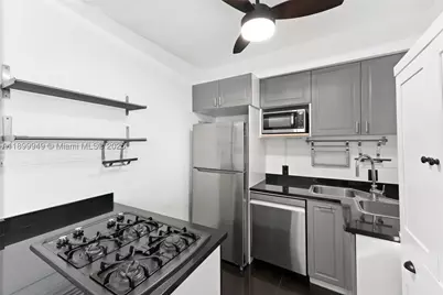 1515 West #9, Miami Beach, FL 33139 - Photo 15