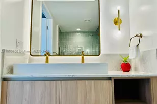 159 NE 6th, Miami, FL 33132 - Photo 23