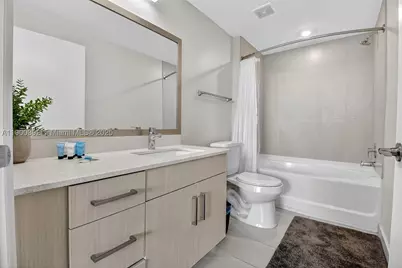 1110 NW 1 #712, Miami, FL 33128 - Photo 13