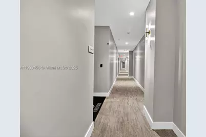 1110 NW 1 #705, Miami, FL 33128 - Photo 7