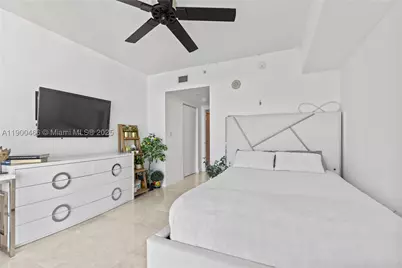 16699 Collins #3604, Sunny Isles Beach, FL 33160 - Photo 25