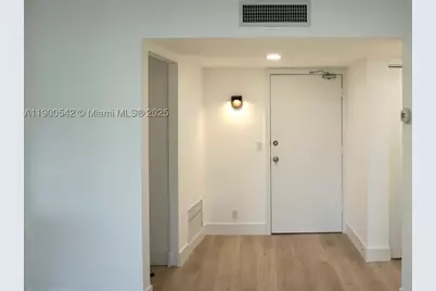 300 Diplomat #518, Hallandale Beach, FL 33009 - Photo 7