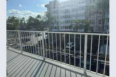 16570 NE 26th #3C, North Miami Beach, FL 33160 - Photo 3