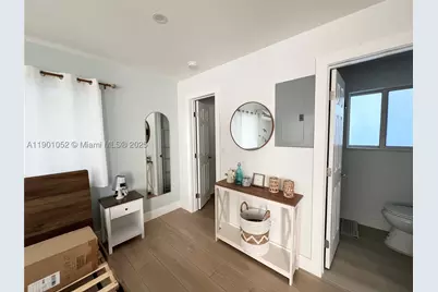 312 Elm, Hollywood, FL 33019 - Photo 15