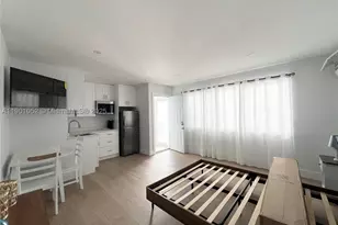 312 Elm, Hollywood, FL 33019 - Photo 11