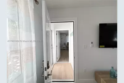 312 Elm, Hollywood, FL 33019 - Photo 19