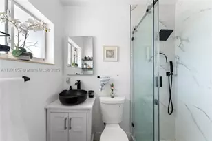 820 SW 17th, Miami, FL 33135 - Photo 17