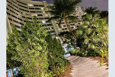 1500 Bay #846S, Miami Beach, FL 33139 - Photo 37