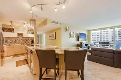 1500 Bay #846S, Miami Beach, FL 33139 - Photo 7