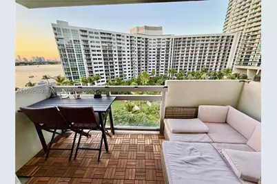 1500 Bay #846S, Miami Beach, FL 33139 - Photo 5