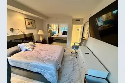 1500 Bay #846S, Miami Beach, FL 33139 - Photo 15