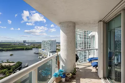 16500 Collins #2055, Sunny Isles Beach, FL 33160 - Photo 51