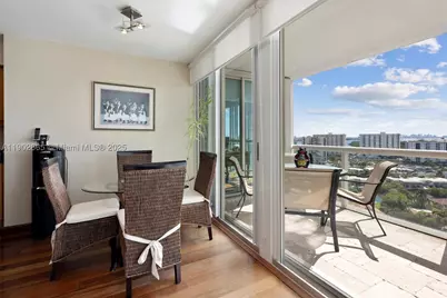 16500 Collins #2055, Sunny Isles Beach, FL 33160 - Photo 23