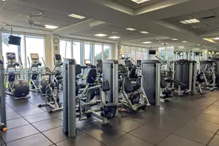 16500 Collins, Sunny Isles Beach, FL 33160 - Photo 13