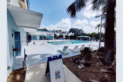 805 NW 3rd #1, Hallandale Beach, FL 33009 - Photo 17