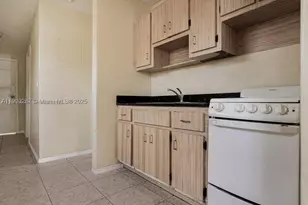 805 NW 3rd, Hallandale Beach, FL 33009 - Photo 35