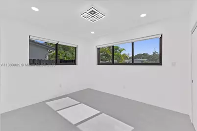19511 NE 18th, Miami, FL 33179 - Photo 17
