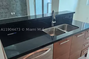 244 Biscayne, Miami, FL 33132 - Photo 11