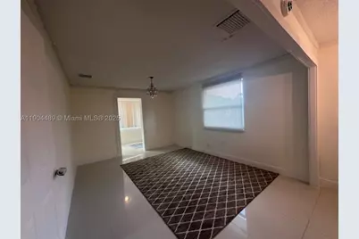 2898 NW 6th, Fort Lauderdale, FL 33311 - Photo 5