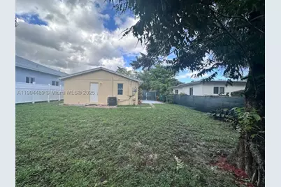 2898 NW 6th, Fort Lauderdale, FL 33311 - Photo 15