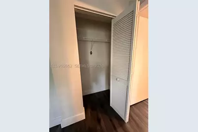 1542 Drexel #107, Miami Beach, FL 33139 - Photo 15