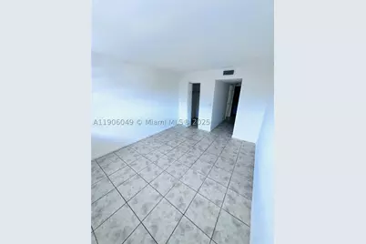 12290 NE 11th #305, North Miami, FL 33161 - Photo 15