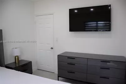 295 NE 150th, Miami, FL 33161 - Photo 21