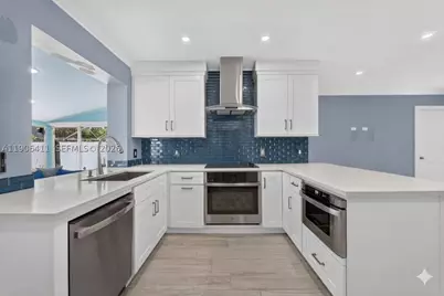 717 SE 2nd, Deerfield Beach, FL 33441 - Photo 3