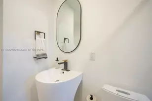 545 NW 47th, Miami, FL 33127 - Photo 21