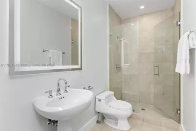 808 Brickell Key #3901, Miami, FL 33131 - Photo 31