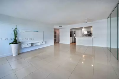 4010 Galt Ocean #815, Fort Lauderdale, FL 33308 - Photo 3