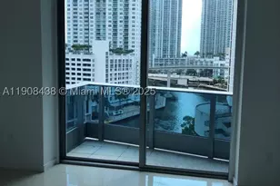 200 Biscayne Blvd, Miami, FL 33131 - Photo 11