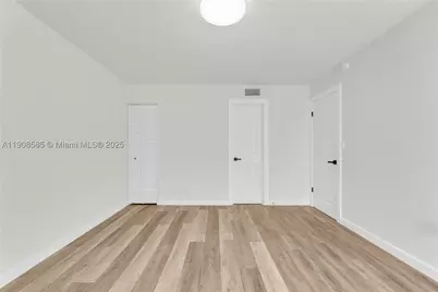 4709 NW 7th #204-9, Miami, FL 33126 - Photo 45