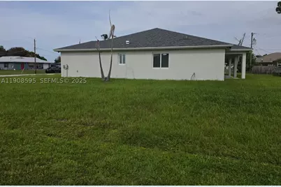 482 NW Marion, Port Saint Lucie, FL 34983 - Photo 17